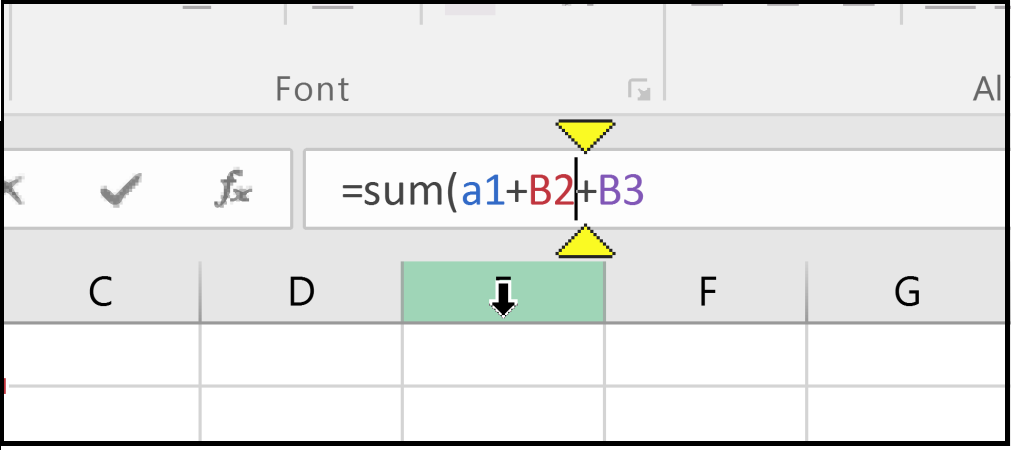 Kurzor při editaci vzorce v listu aplikace Excel. Dva žluté trojúhelníky svírají kurzor shora a zdola, čímž zvýrazňují jeho umístění.